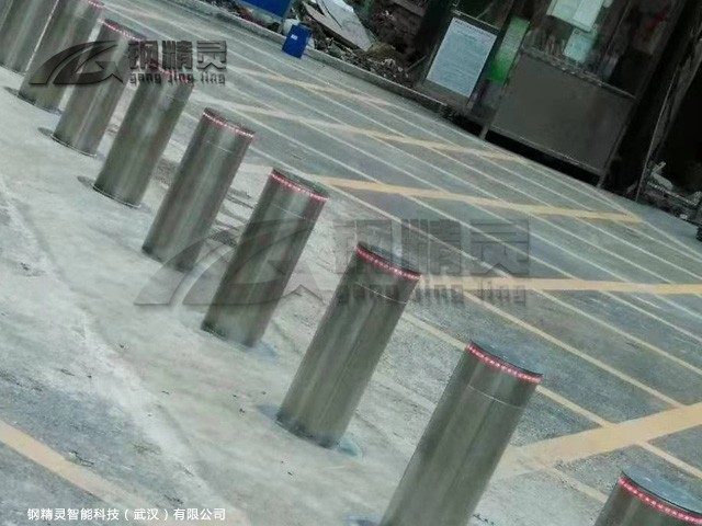 湖北校园门口路桩_液压升降柱路桩