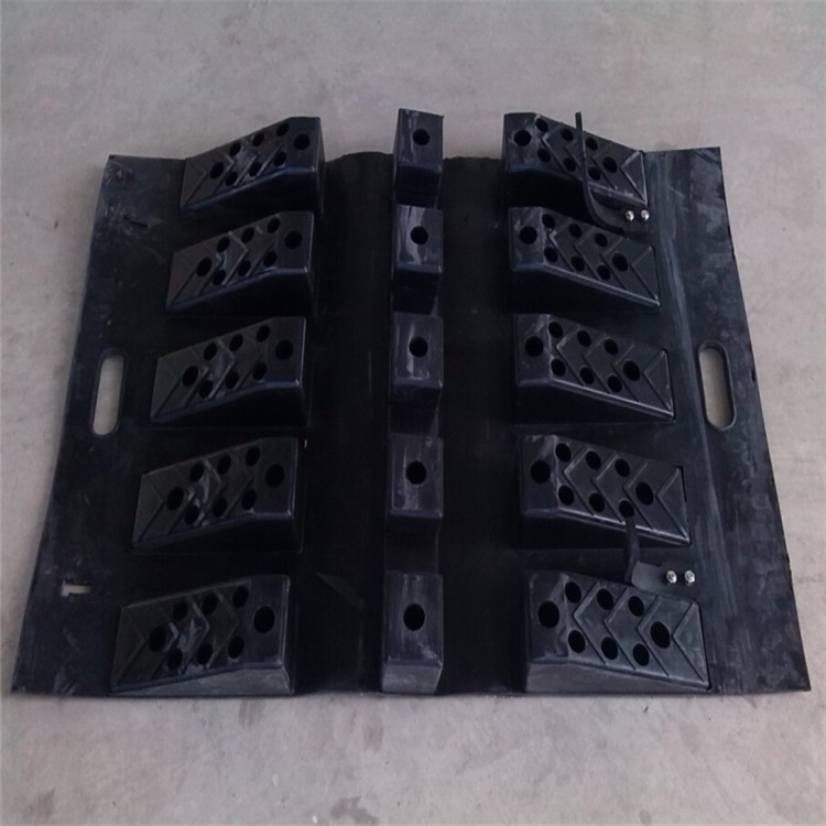 消防专用器具 橡胶水带护桥xhq-75/90