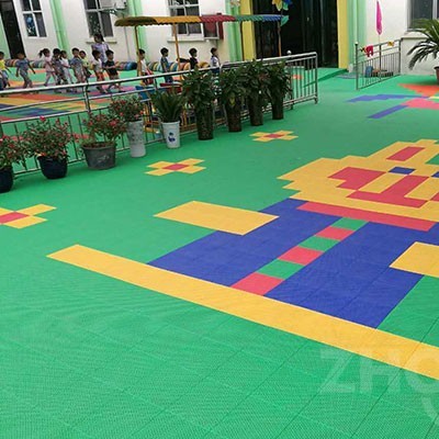 仲达塑胶 郑州悬浮拼装地板生产厂家 幼儿园悬浮地板图案设计