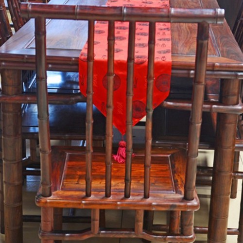 缅甸花梨圆形餐桌 手工雕刻料大工细 精美做工 王义红木家具